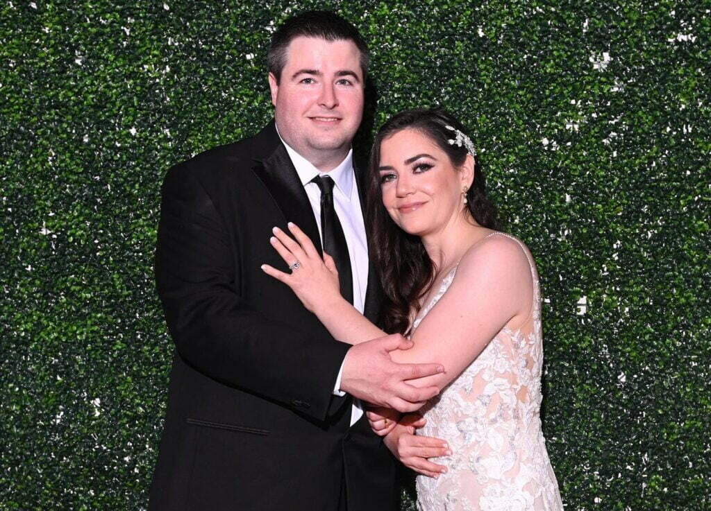 Why Hire A Professional Makeup Artist For A Special Occasion-Angeline Jasmine Beauty